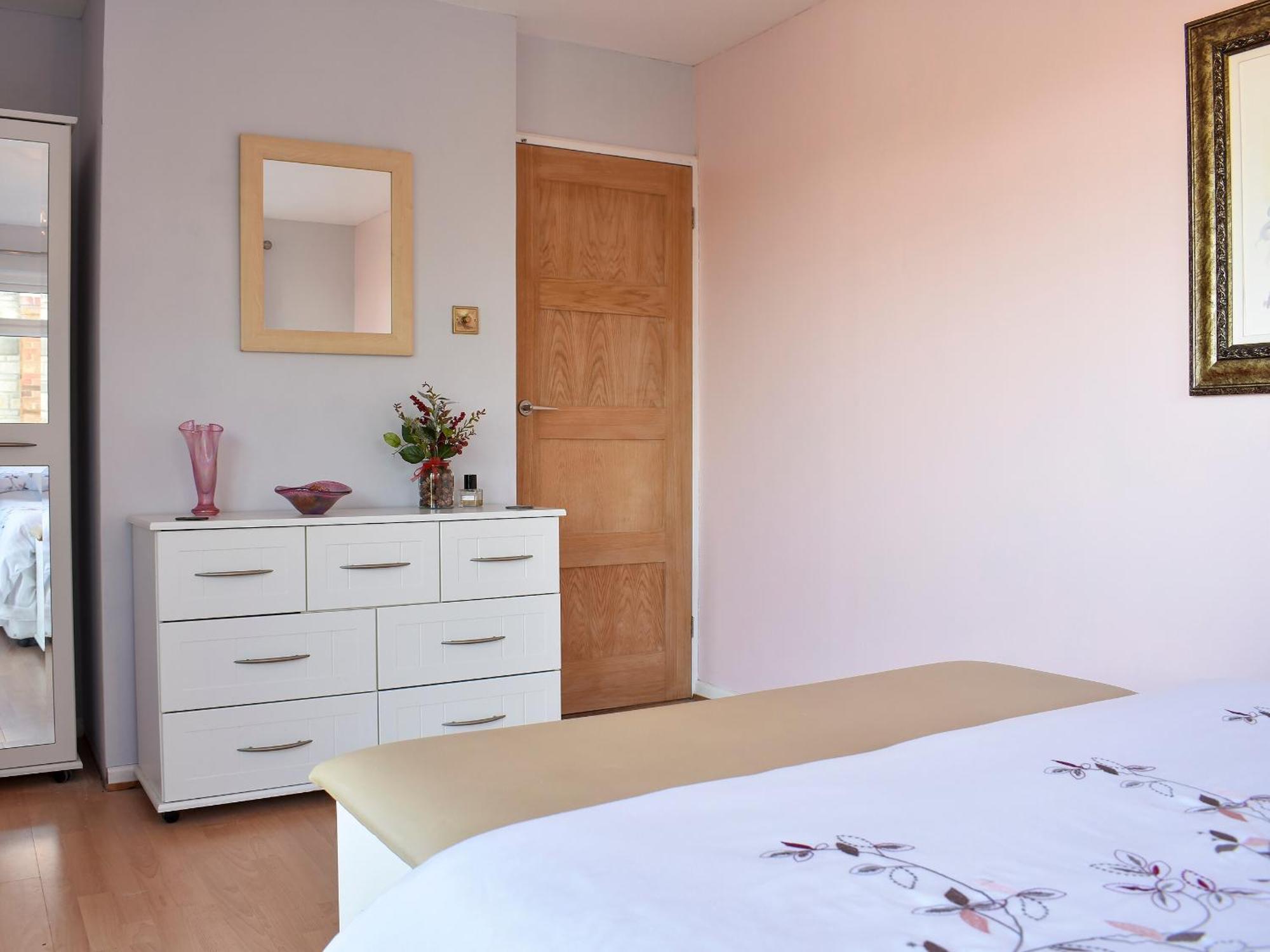Seldon Avenue Villa Райд Екстериор снимка